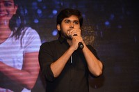 Naana Nenu Naa Boy Friends Audio